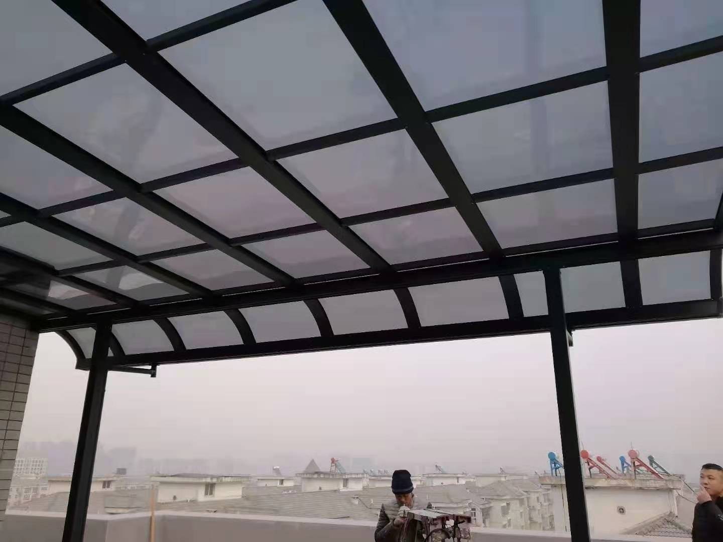屋顶遮阳棚