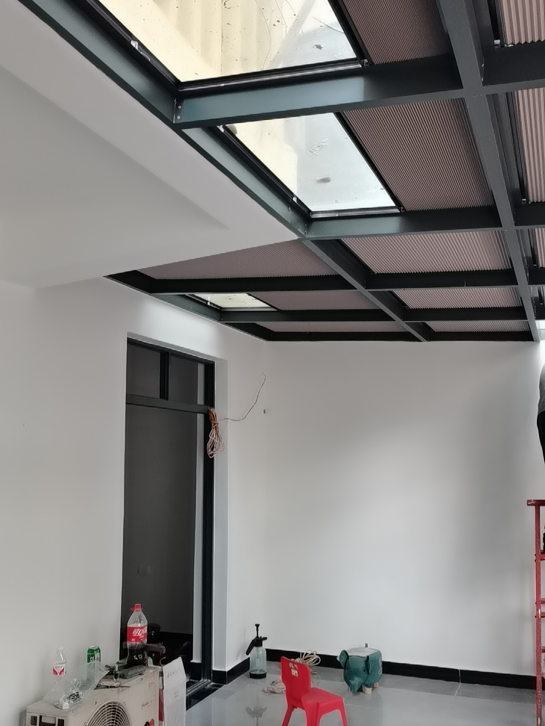 适合小型聚会的阳光房空间