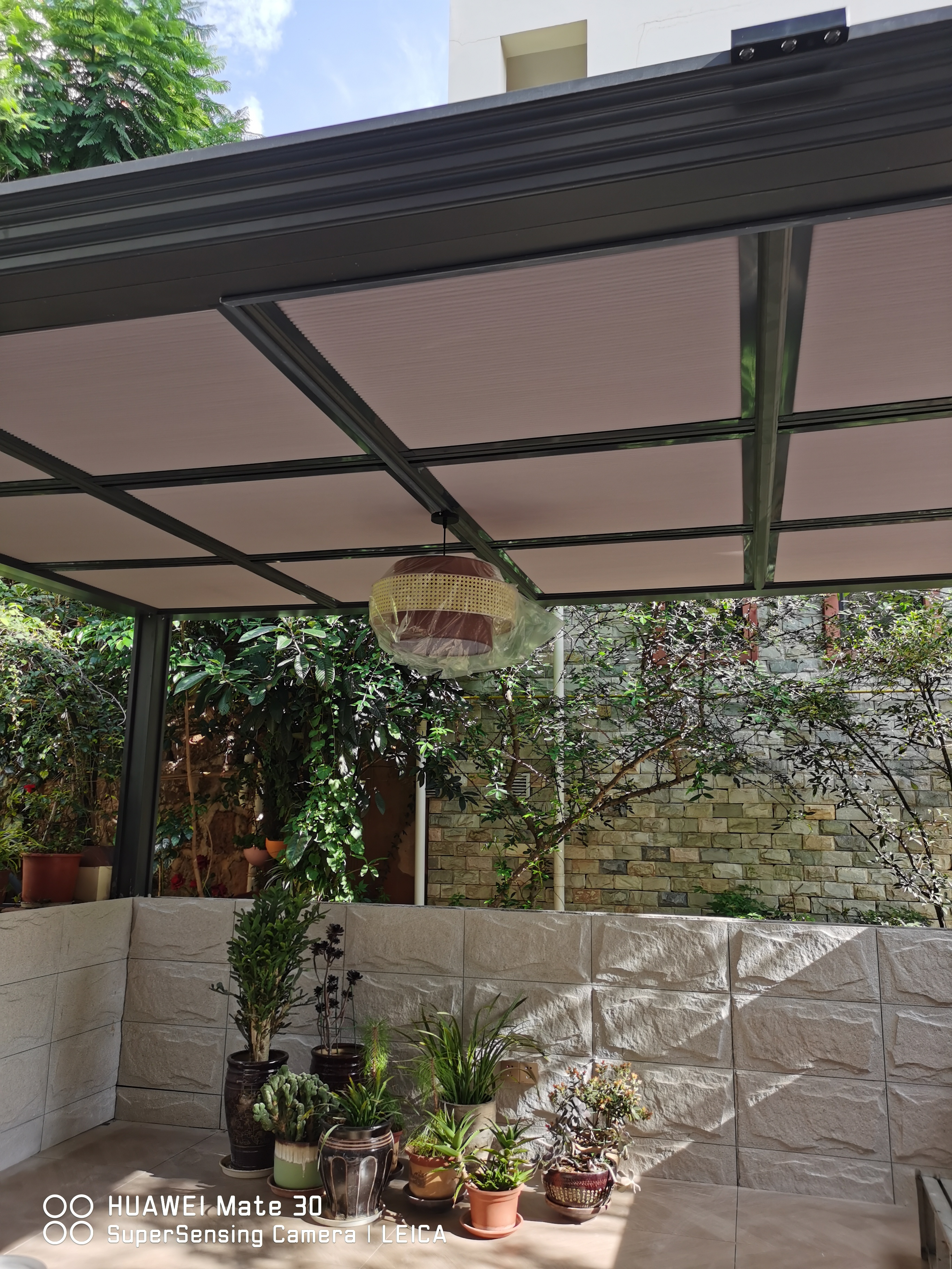 适合小型聚会的阳光房空间