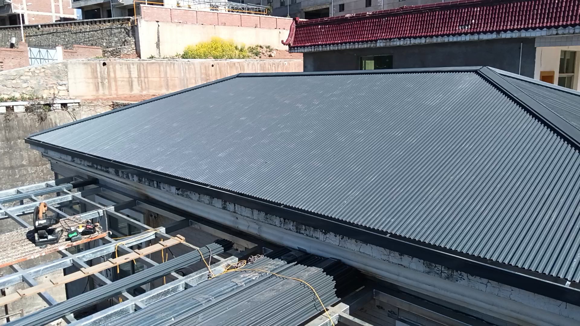 精品金属隔热板阳光房