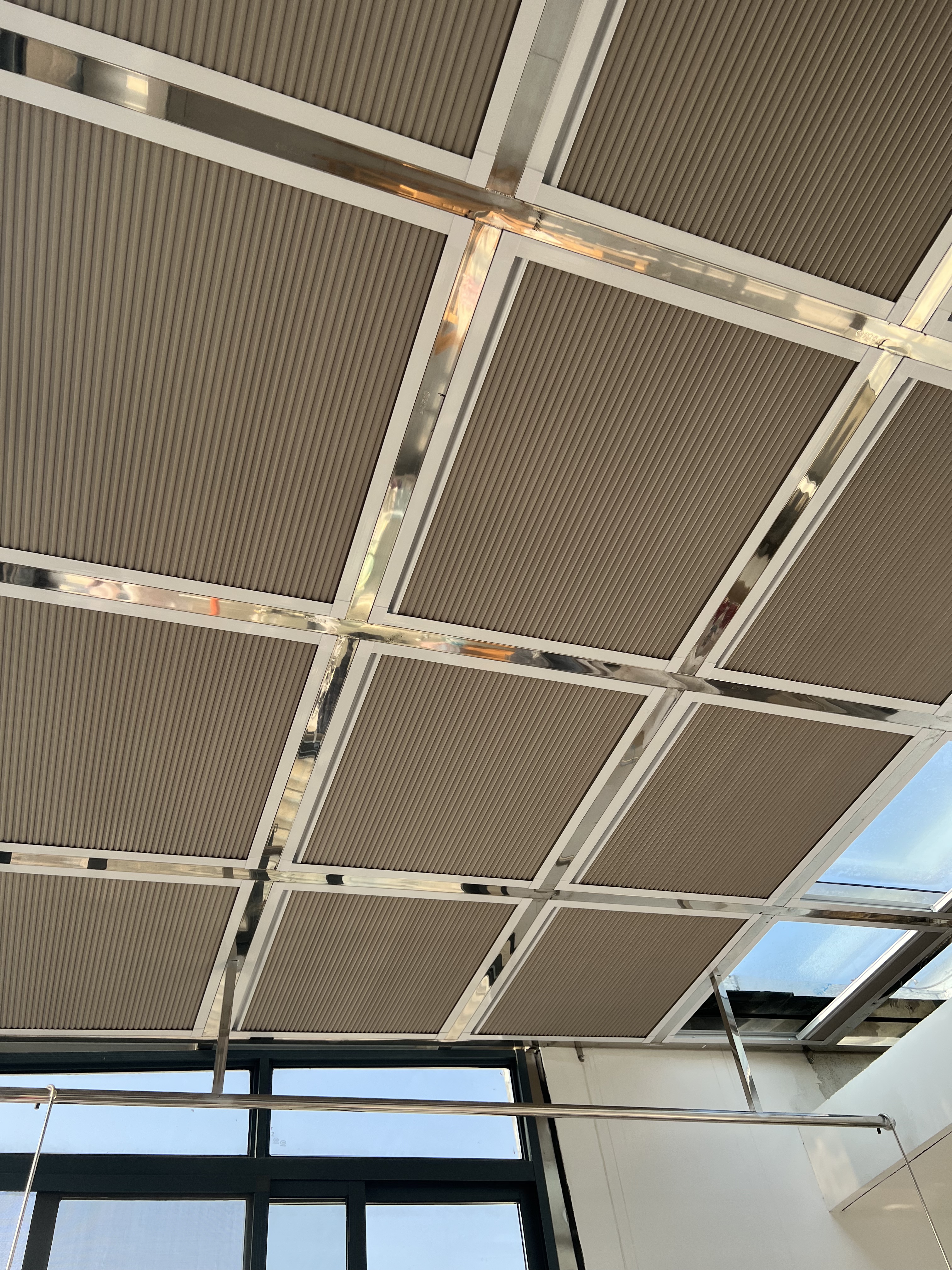 澄迈阳光房蜂巢遮阳帘安装