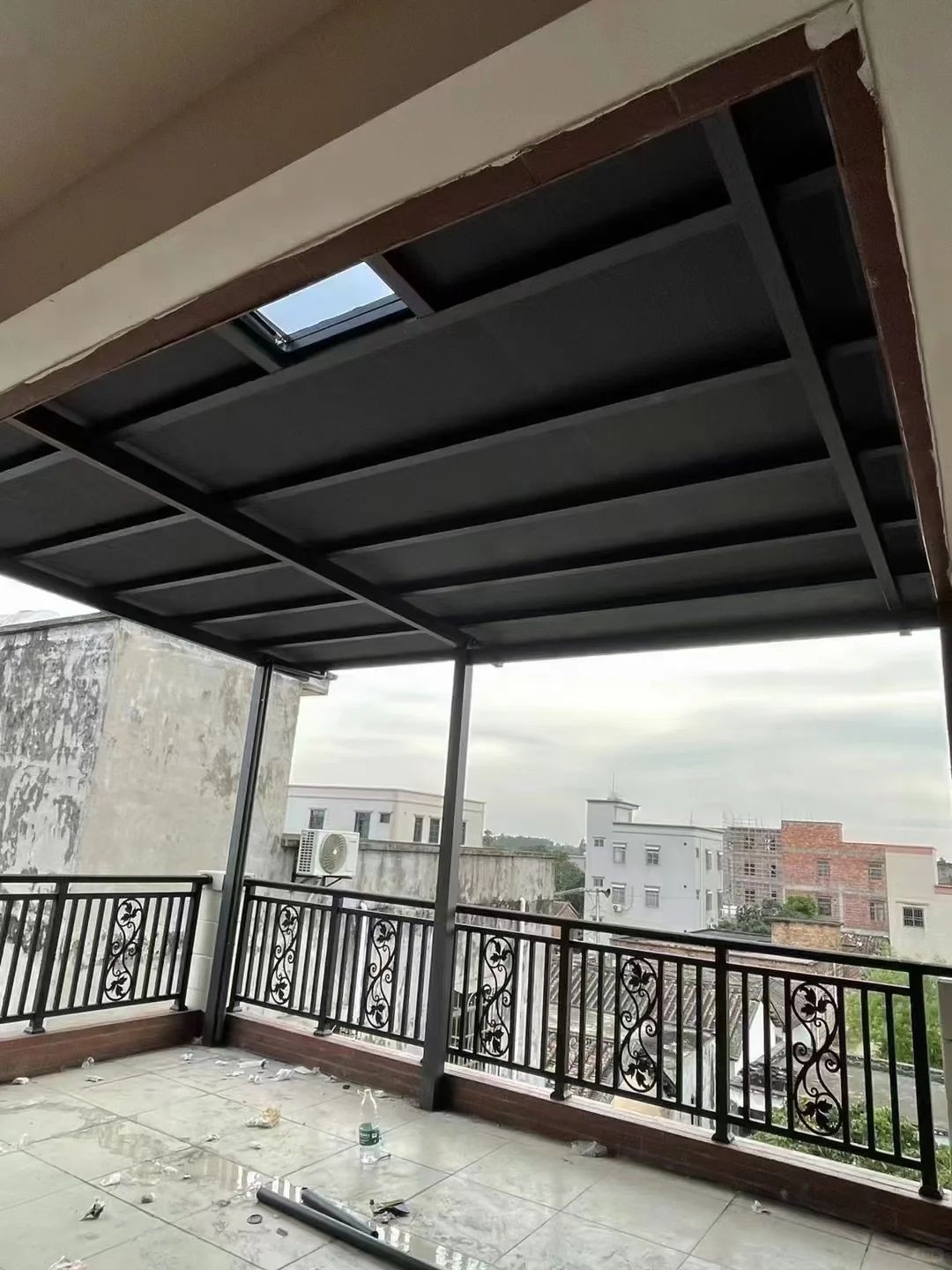 阳光房排水不畅修复