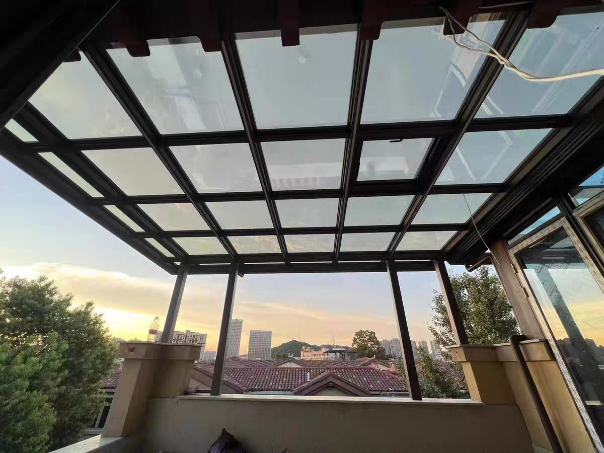 独栋豪华别墅阳光房装修效果图